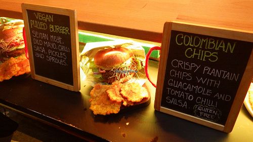 Menu descriptions at Latienda in Copenhagen