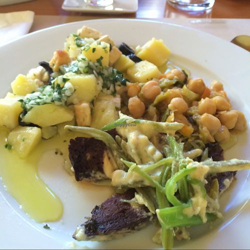 Tofu à Gomes de Sá at Pe d'Arroz in Matosinhos
