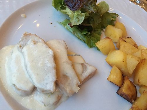 Seitan steak with lemon sauce at Casa Scaparone in Alba