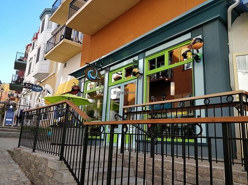  at Fluide Juice Bar in Mont-tremblant