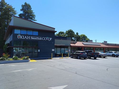 Ukiah natural foods coop store front at Ukiah Natural Foods in Ukiah