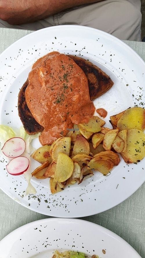 Fried potatoes and bean burger at Blumenhotel Restaurant in Bergneustadt