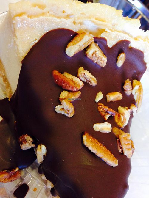 Turtle cheesecake at NuVegan in College Park