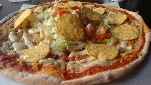vegan taco pizza at Pizzakoket in Uppsala