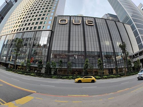 Street View of OUE Downtown at Annalakshmi Restaurant in Central Singapore