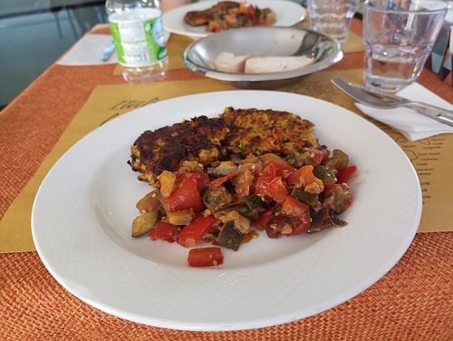 Vegetables (Zucchini, Egg plant, pepper) with Zucchini-carrot patty at Sparkling Cafe in Castellanza