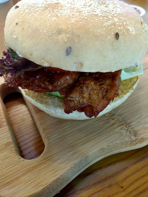 Temperlicous at nomVnom Bistro - Clarke Quay in Central Singapore