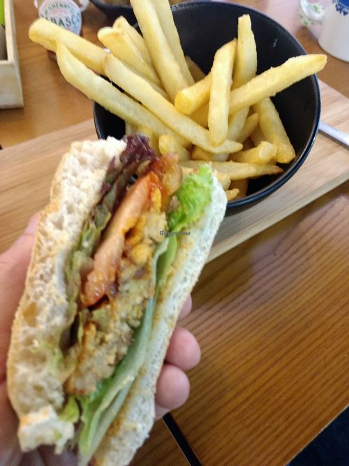 Temperlicous at nomVnom Bistro - Clarke Quay in Central Singapore