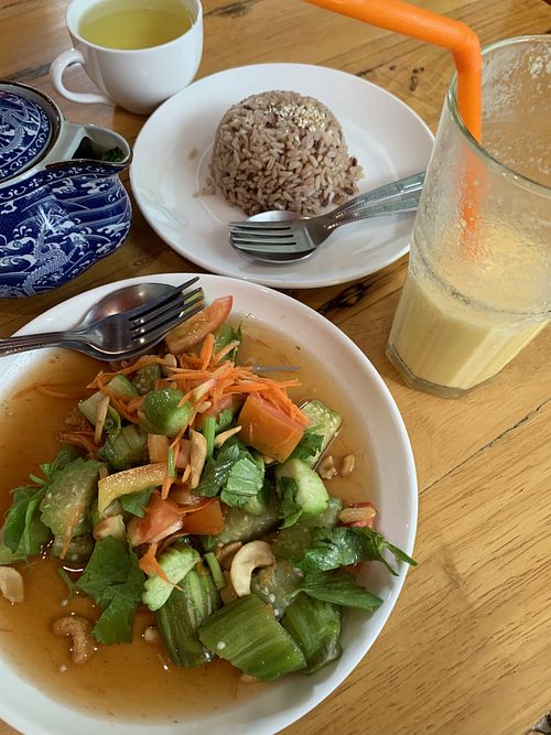 eggplant salad, vegan mango lassi  at La Carotte Qui Rit in Koh Tao