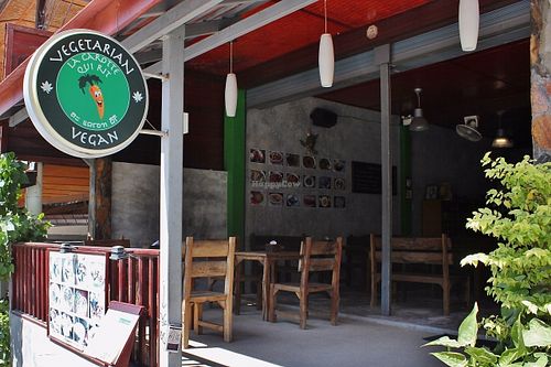 Storefront, located in busy Mae Haad  at La Carotte Qui Rit in Koh Tao