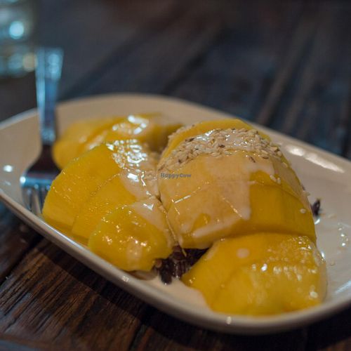 Sticky Rice with Mango at La Carotte Qui Rit in Koh Tao