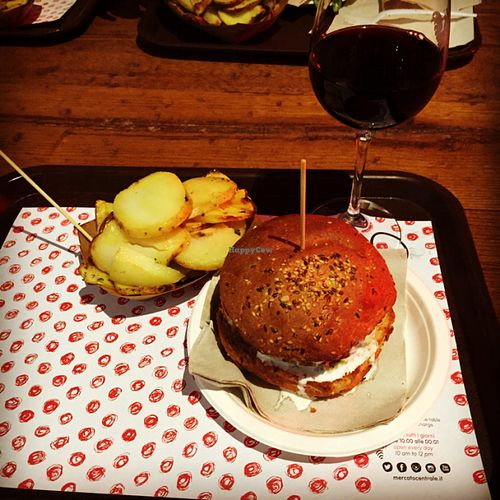 burger and potatoes  at Veg & Veg in Florence
