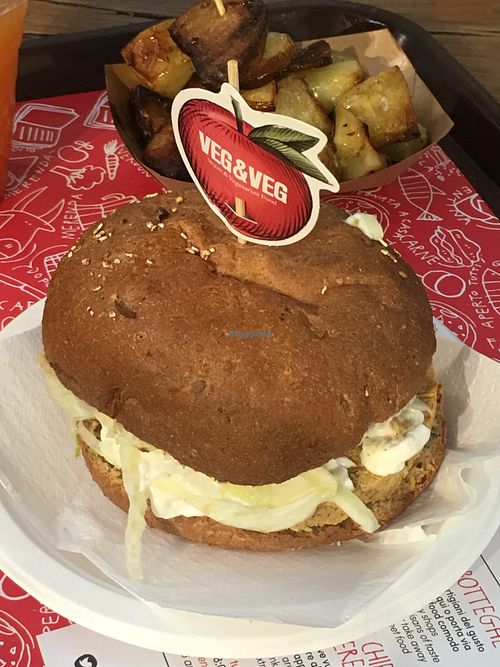 New Casablanca Burger and roast potatoes  at Veg & Veg in Florence
