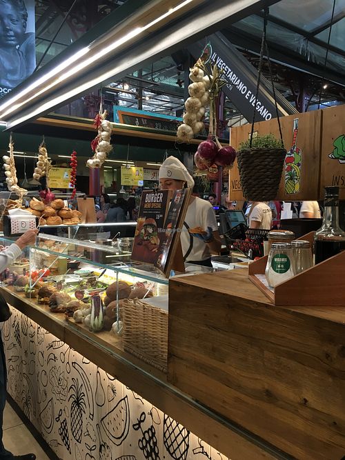 Salad bar at Veg & Veg in Florence