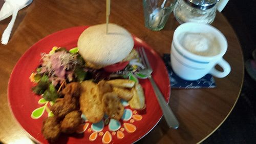 Tempeh Burger at Hiruneko Shokudou in Itoshima