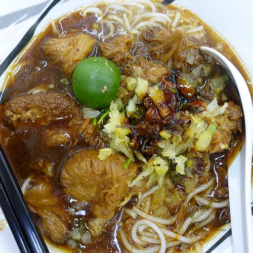 Hainanese dry noodle at Henry Vegetarian in East Singapore