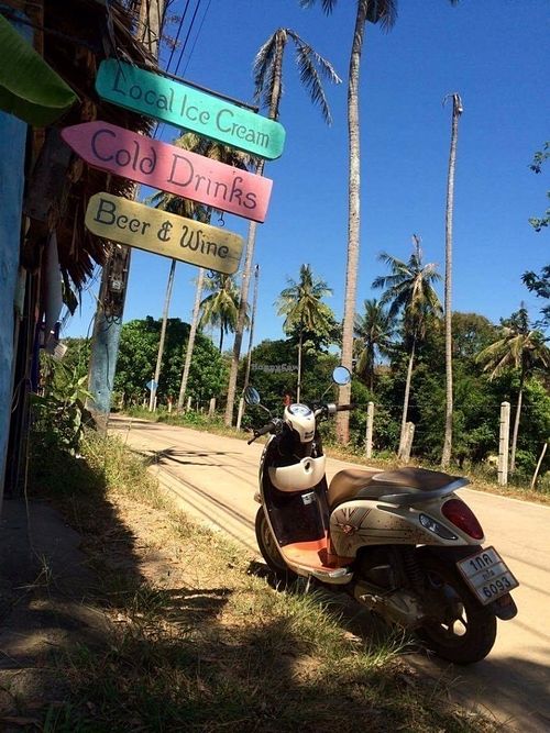 Beautiful location by the beach  at Chaba Cafe and Gallery in Koh Yao Noi