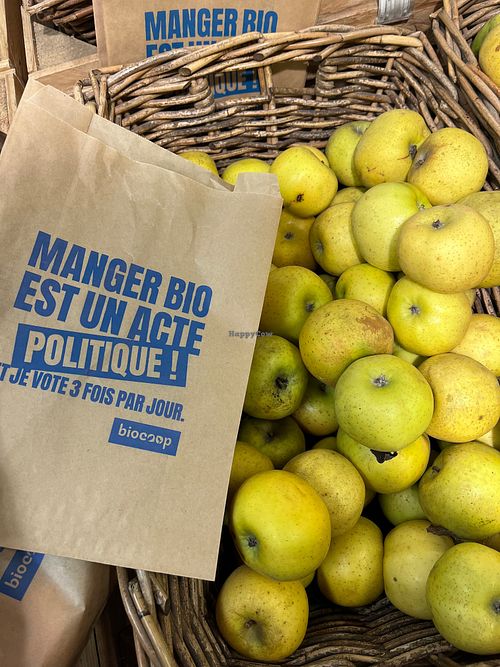  at Biocoop Saison Bio in Libourne