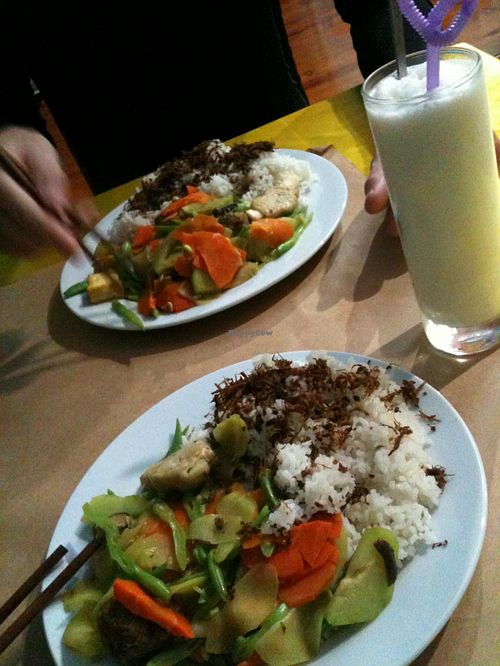 Rice and smoothie at Tinh Tam Quan - Buddha Belly in Cat Ba