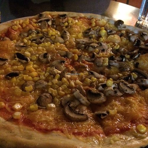 vegan pizza at Pizza Caesar in Bratislava