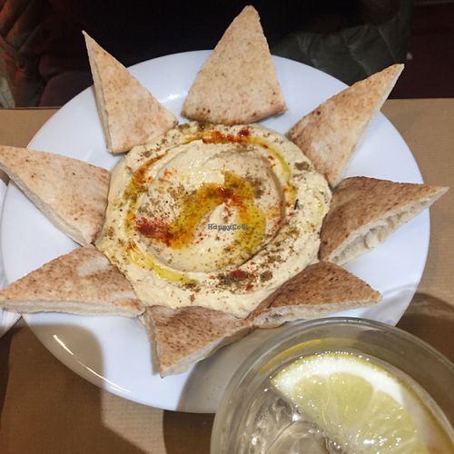 hummus at Vegetalia - Gotico in Barcelona