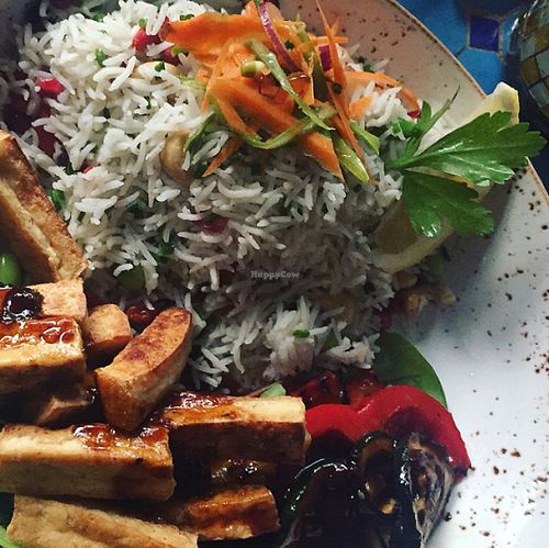 cashew & goji rice with teriyaki tofu at VEVAY in Frankfurt
