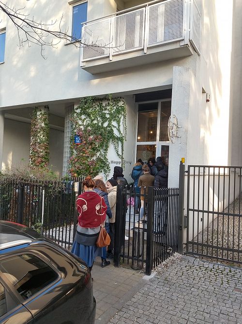 So popular people are queuing up outside at Vegan Ramen Shop - Finlandzka in Warsaw