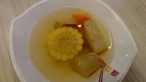 FREE soup at Foy Yin Vegetarian 佛音素食 in Central Singapore