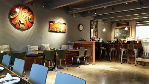 inside at Maui Thai Bistro in Kihei