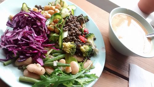 Vegan Options of the Day at The Living in Delft