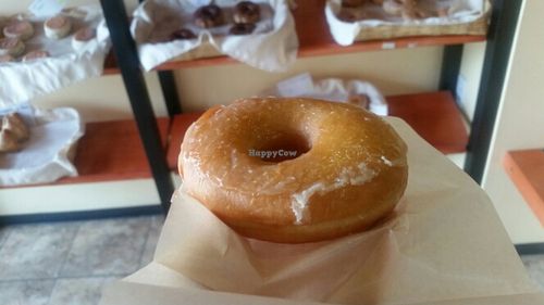 vegan glazed doughnut at Mana in Tijuana
