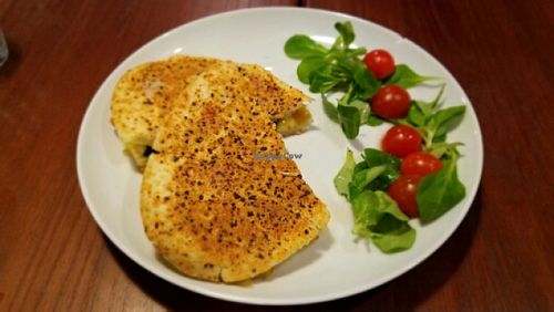 Grilled Cheese and Sundried Tomatoes at GYVAS baras in Vilnius