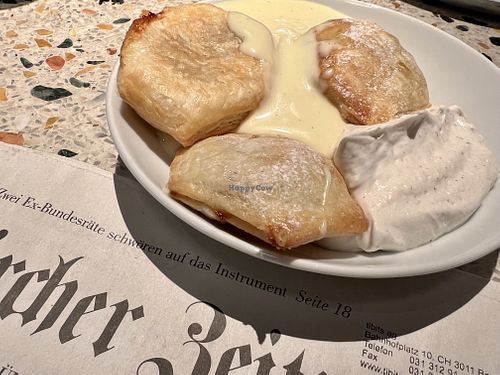 apple turnovers at Tibits - Bahnhof in Bern