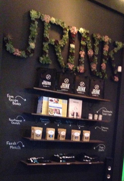 Simple decor at Jrink Juicery - 14th St in Washington