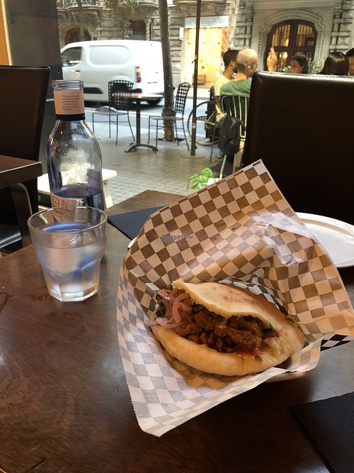 Shawarma at Hummus in Barcelona