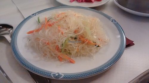 Rice noodles at Pema Thang in Paris