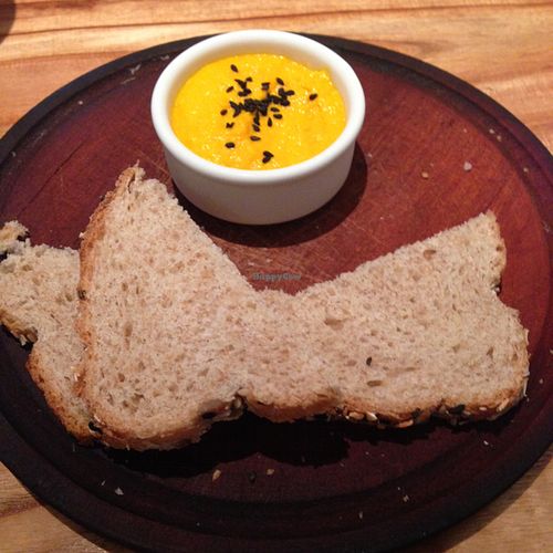 vegan bread and pumpkin dip at VITA - Palermo in Buenos Aires