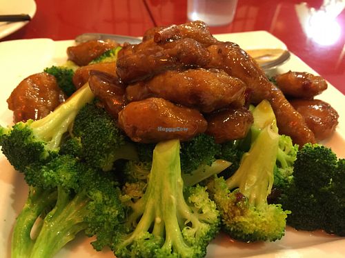 General Tso's Chick'n at Bodhi Kosher Vegetarian Restaurant in New York City