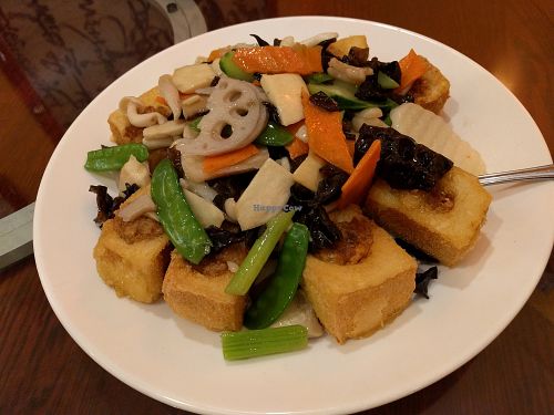 Crispy stuffed tofu with mixed vegetables at Bodhi Kosher Vegetarian Restaurant in New York City