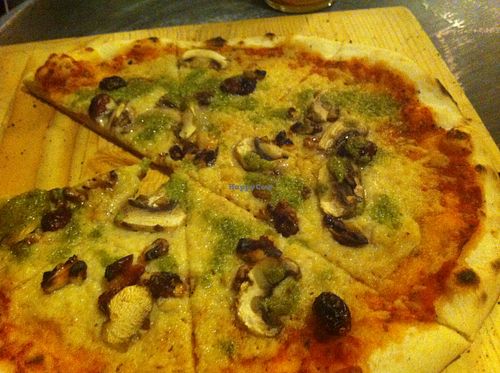 pizza with pesto at Pizza LAB in Leipzig