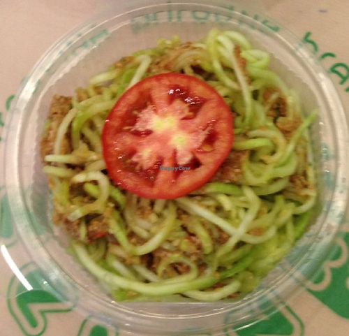 Zucchini spaghetti in tomato-cashew nuts sauce - raw and vegan :-) at Zelena in Pula