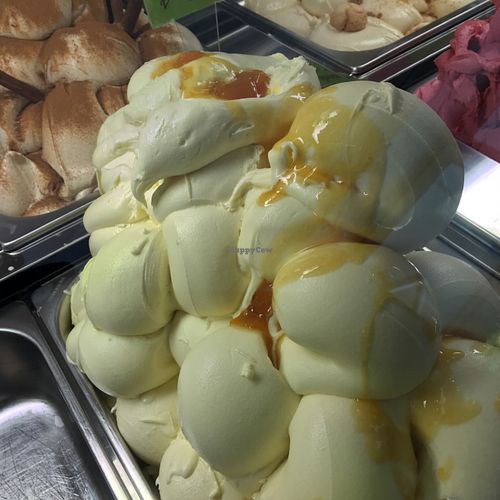 ice cream mountains at Gelateria Dario - Schokoladen Manufaktur in Ravensburg