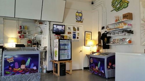 inside at Planet Yum in Vero Beach