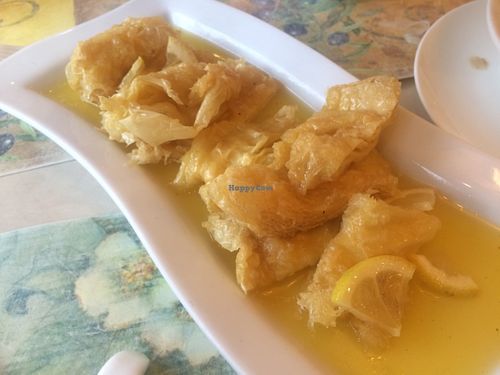 Tofu in citrus sauce at Joyous Vegetarian in Kowloon