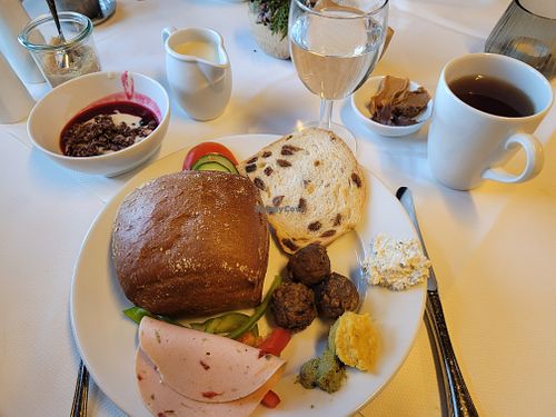 My breakfast (Among other things vegan meatballs) at Landhaus Beckmann in Kalkar