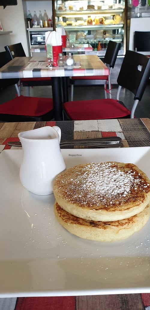 Pancakes at Evie's Cafe in Trafalgar