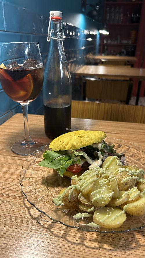 Seitan pita con patatas y vermú  at La Camelia Vegan Bar in Bilbao