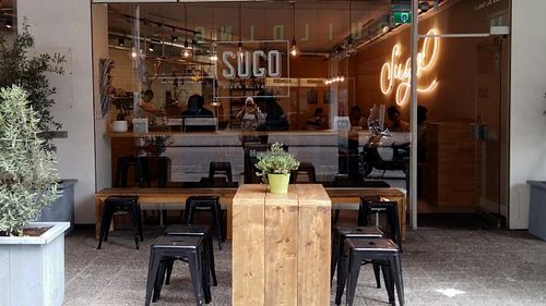 Sugo Pizza Al Taglio at Sugo Pizza Al Taglio - Aert van Nesstraat in Rotterdam