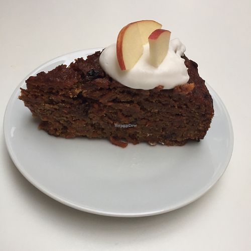 Carrot cake at FOAM in The Hague