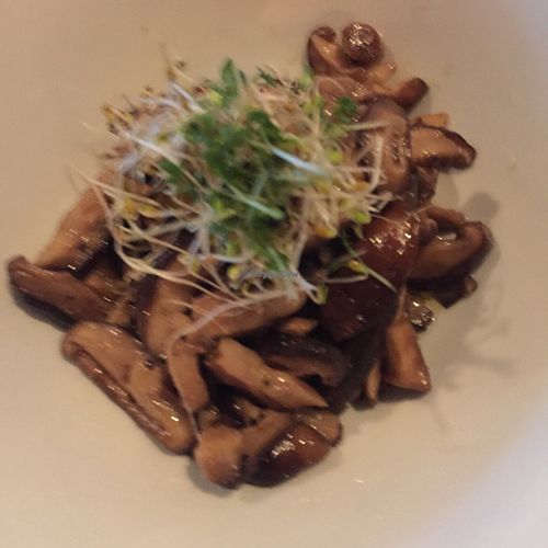 pickled shiitake mushrooms at The Bowl - Warschauer Str in Berlin